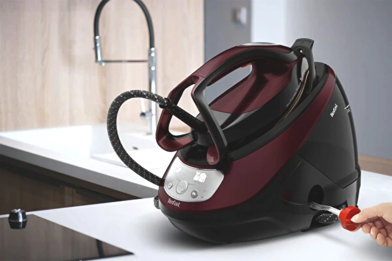 Philips PerfectCare GC 9230 İncelemesi: Ütü Yapmayı Keyfe Dönüştüren Buhar Kazanlı Canavar